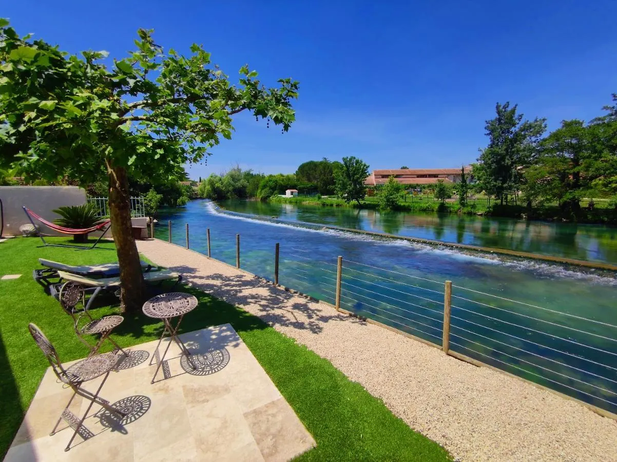 Au Murmure De La Sorgue LʼIsle-sur-la-Sorgue 0*,  Frankrijk
